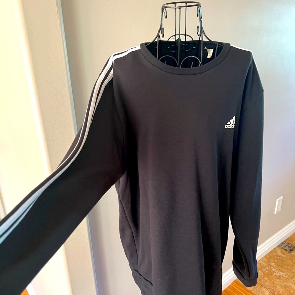 ADIDAS SWEATSHIRT (X-LARGE)